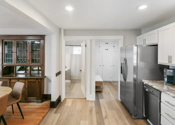 Apartamento Charming 2 Bedroom Steps To Downtown Near Naval Base
